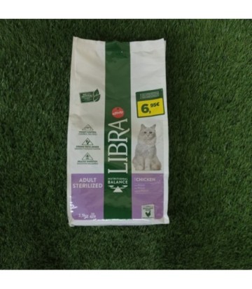 LIBRA CAT STERILIZED POLLO 1.5KG